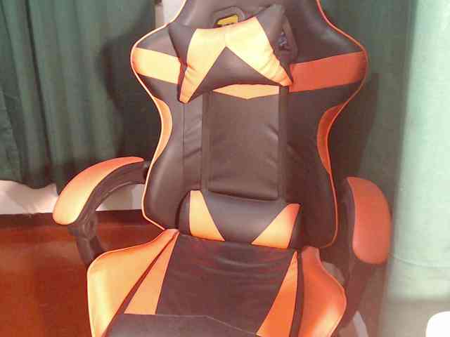 Enchantressxxshaira webcam