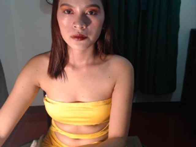 Enchantressxxshaira webcam