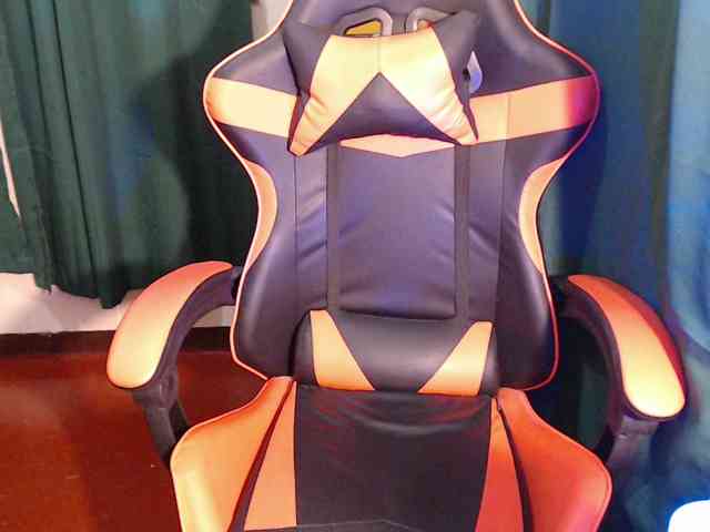 Enchantressxxshaira webcam