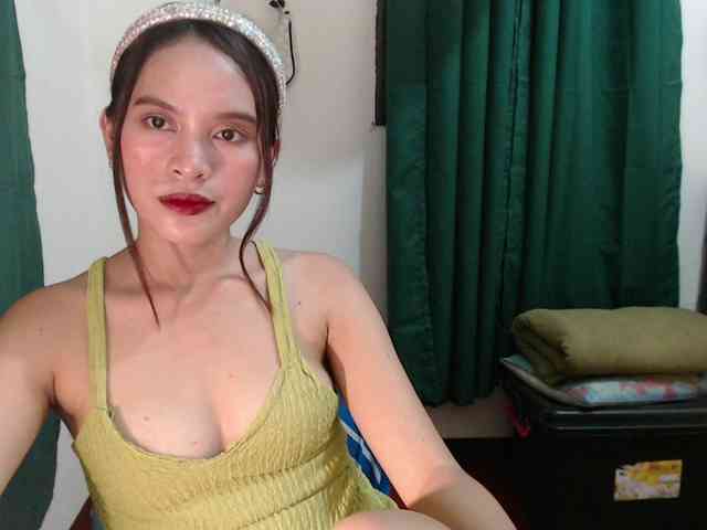 Enchantressxxshaira webcam