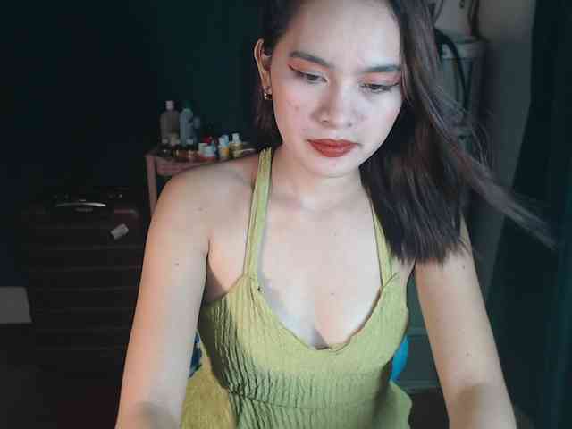 Enchantressxxshaira webcam