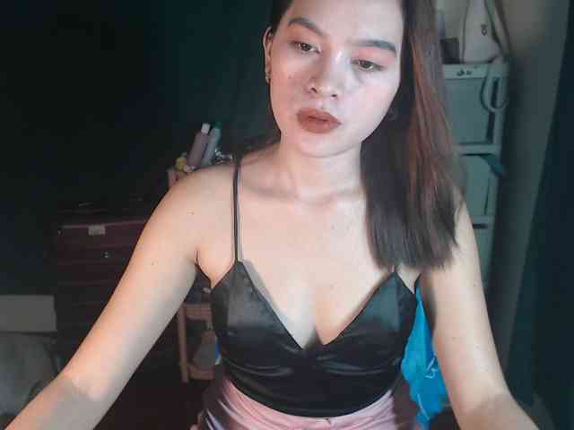 Enchantressxxshaira webcam