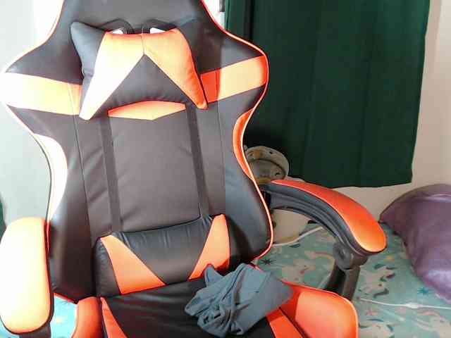 Enchantressxxshaira webcam