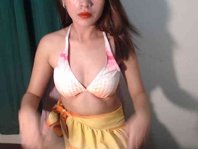 Enchantressxxshaira webcam