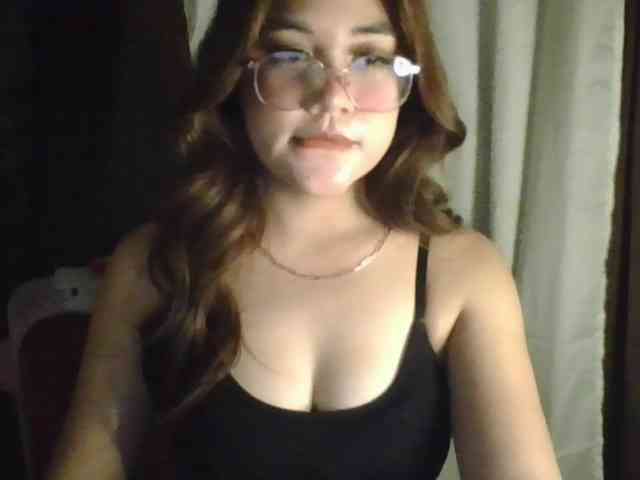 Lunaacheng webcam