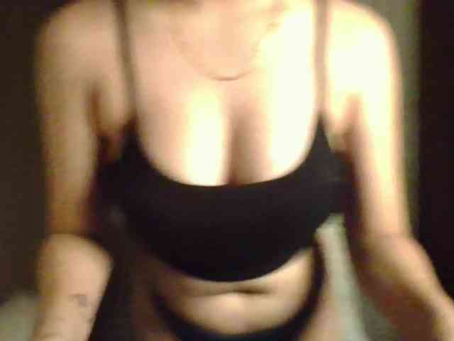 Lunaacheng webcam