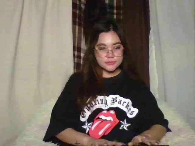 Lunaacheng webcam