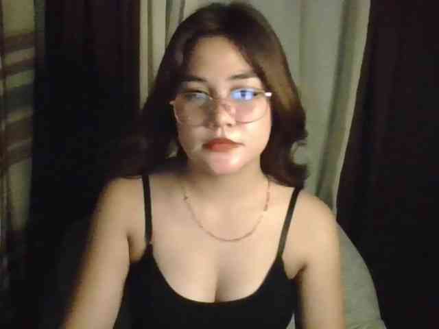 Lunaacheng webcam