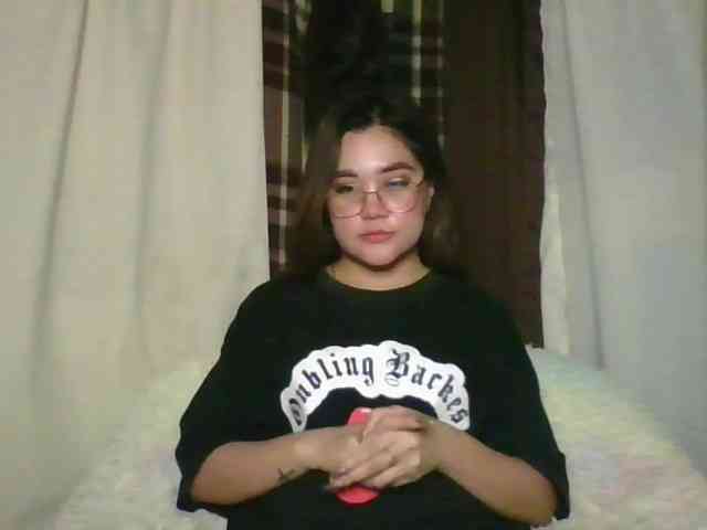 Lunaacheng webcam