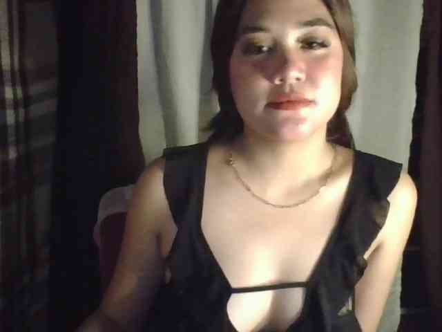 Lunaacheng webcam