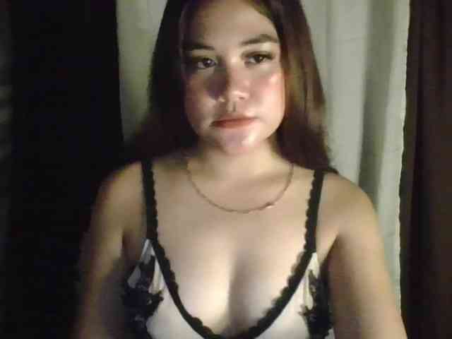 Lunaacheng webcam