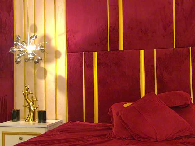 ChloeSins's BongaCams show and profile