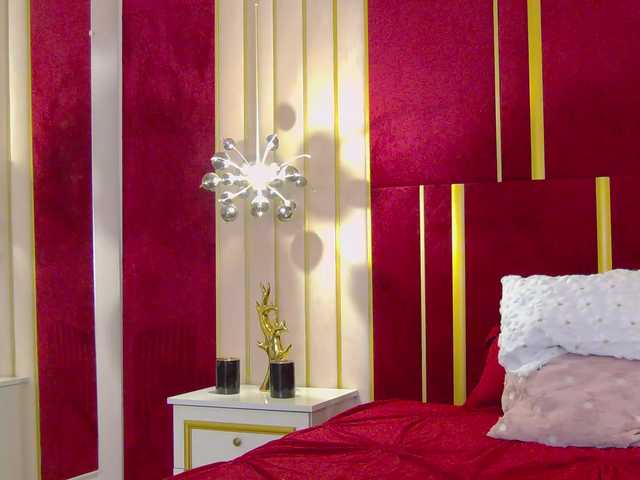 ChloeSins's BongaCams show and profile