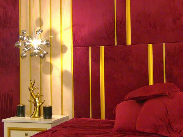 ChloeSins's BongaCams show and profile