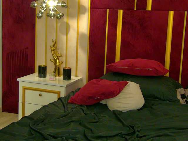 Preview of chloesins