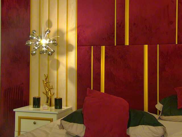 ChloeSins's BongaCams show and profile