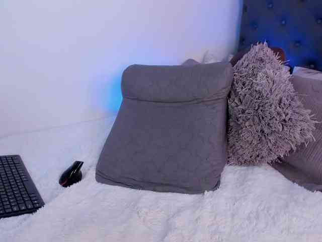 whitneyr webcam