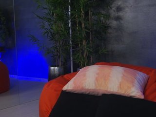 MidnightSeduction Porn Show