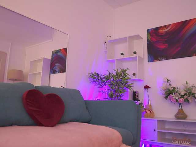 MidnightSeduction's BongaCams show and profile