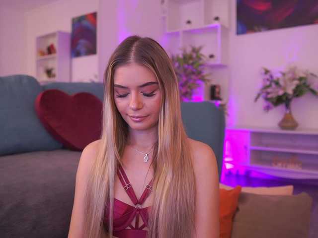 MidnightSeduction's BongaCams show and profile