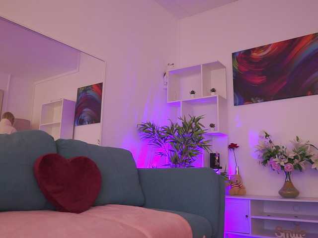 MidnightSeduction's BongaCams show and profile