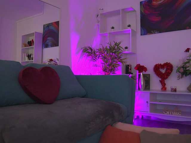 MidnightSeduction's BongaCams show and profile