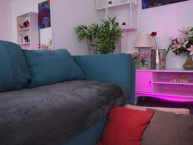 MidnightSeduction's BongaCams show and profile