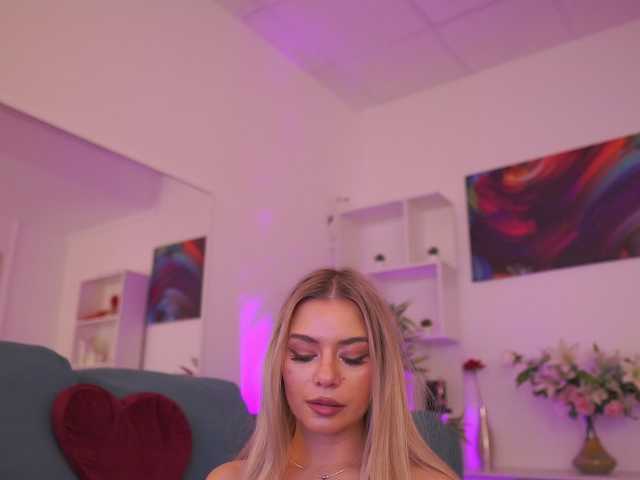 MidnightSeduction's BongaCams show and profile