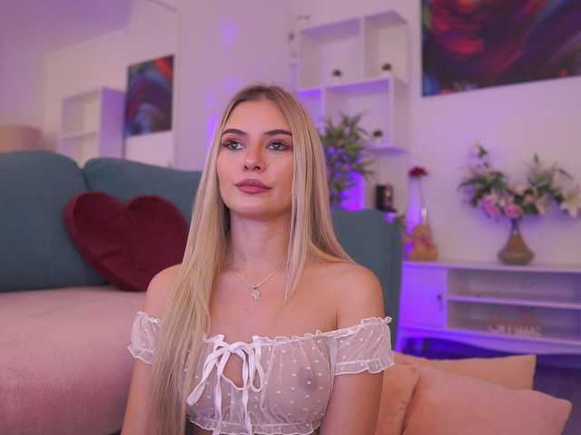 MidnightSeduction's BongaCams show and profile