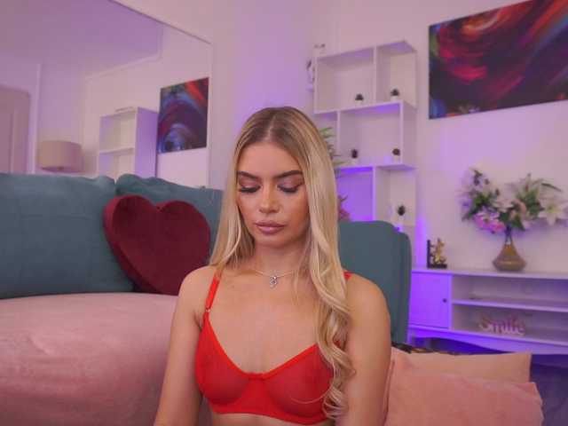 MidnightSeduction's BongaCams show and profile