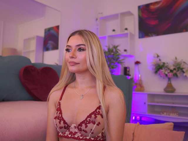 MidnightSeduction's BongaCams show and profile