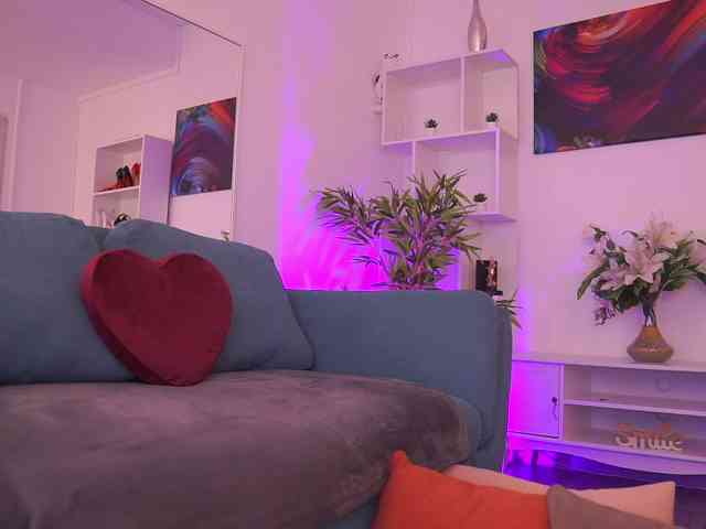 MidnightSeduction webcam