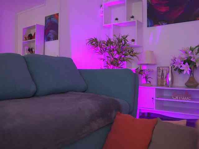 MidnightSeduction webcam