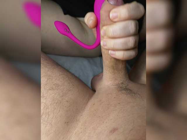 eluk's BongaCams show and profile