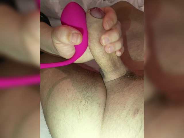 eluk's BongaCams show and profile