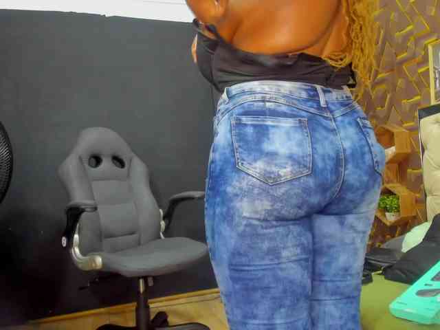 Alexialangley webcam