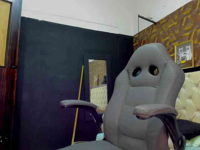 Alexialangley webcam