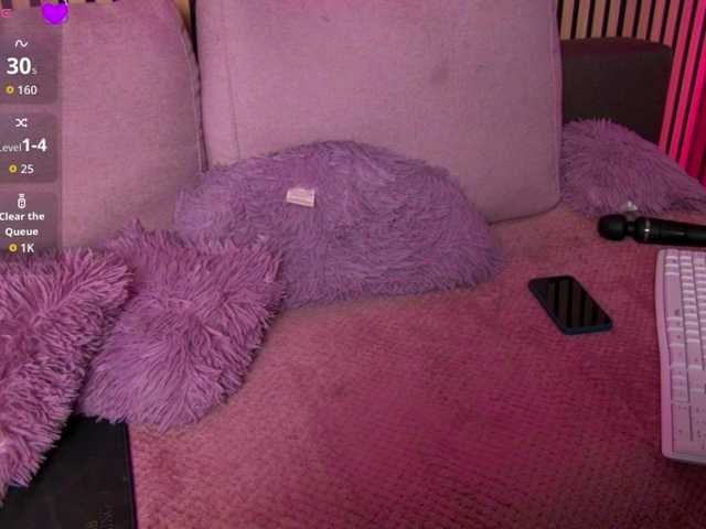 melaniatress's BongaCams show and profile