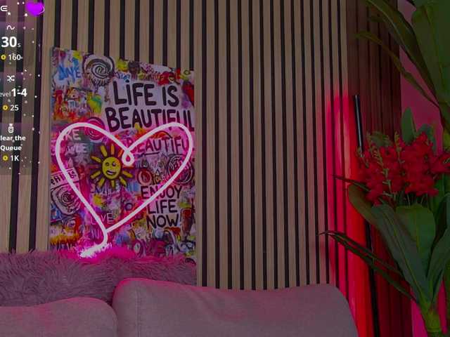 melaniatress's BongaCams show and profile