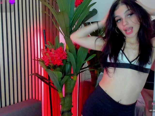 melaniatress's BongaCams show and profile