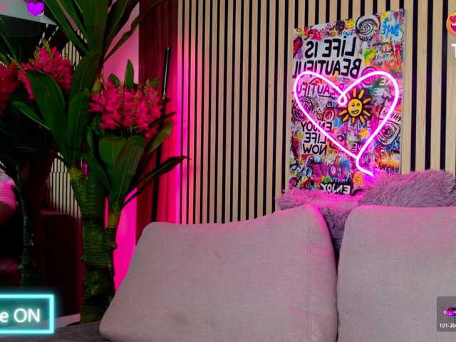 melaniatress's BongaCams show and profile