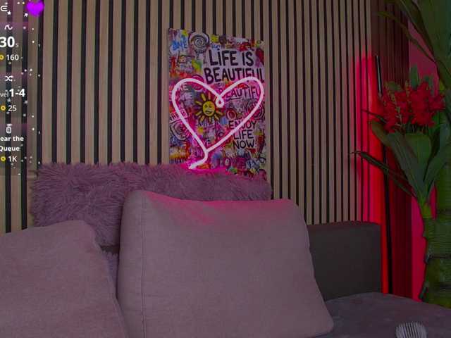 melaniatress's BongaCams show and profile