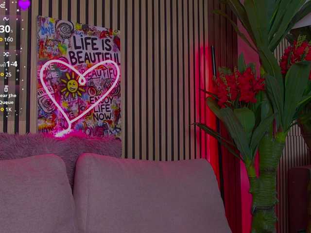 melaniatress's BongaCams show and profile