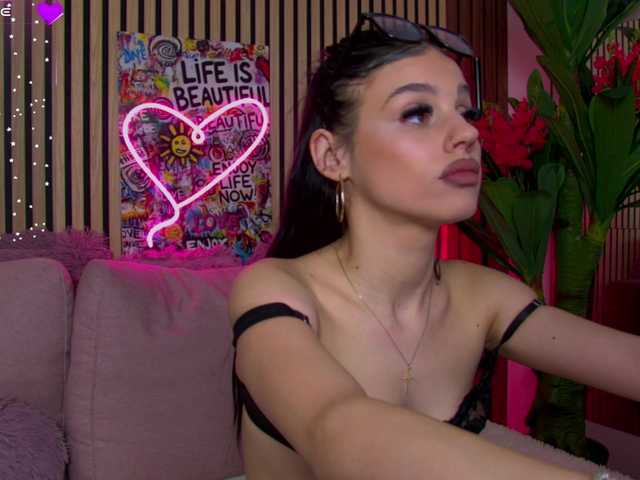 melaniatress's BongaCams show and profile