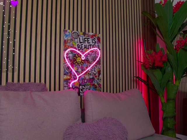 melaniatress's BongaCams show and profile