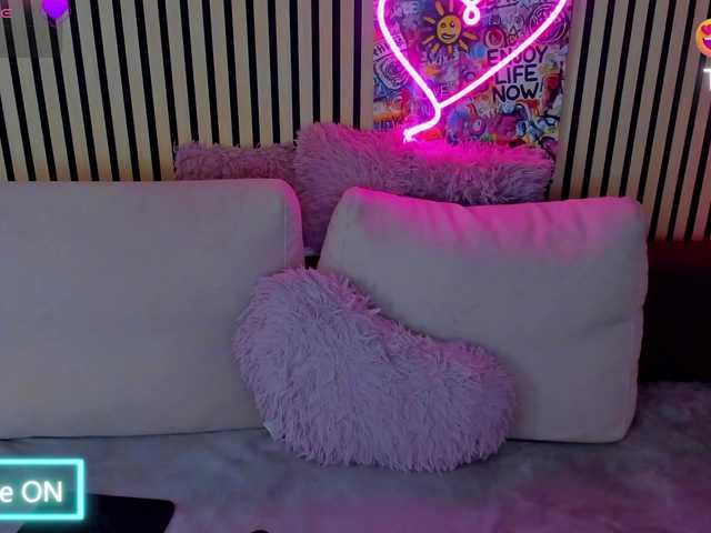 melaniatress's BongaCams show and profile