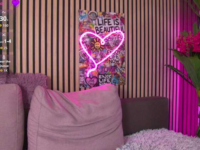 melaniatress's BongaCams show and profile