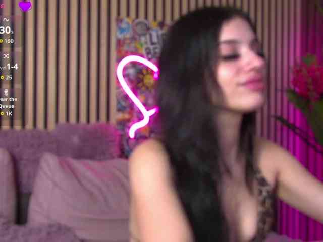 melaniatress melaniatress