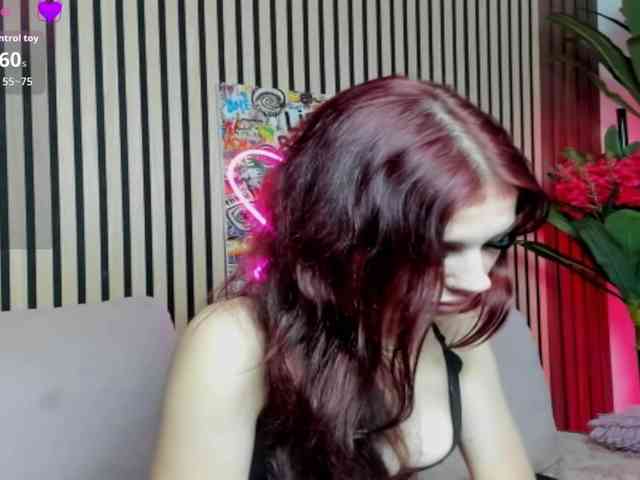 melaniatress melaniatress