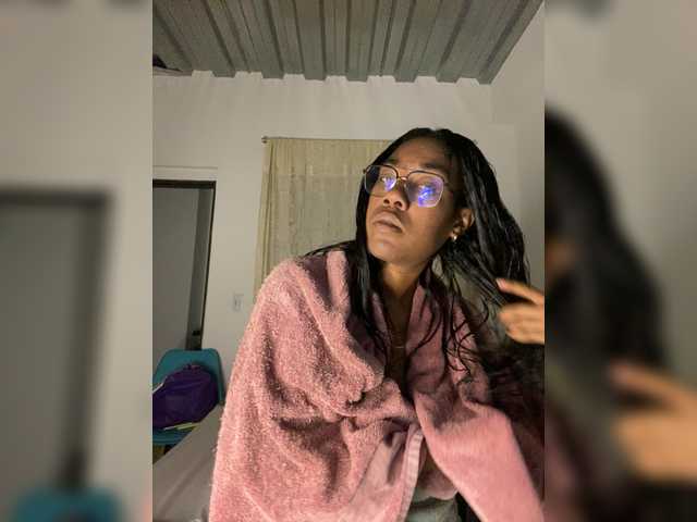 ReginaCorleone live cam profile